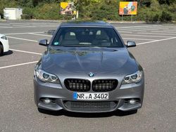 Grau Gebraucht 2014 BMW 530 M Sport Limousine | 14.999 € (Fairer Preis)