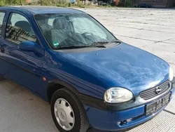 Blau Gebraucht 1999 Opel Corsa Limousine | 1.300 € (Fairer Preis)