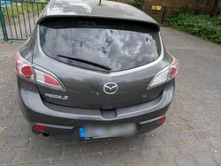 Grau Gebraucht 2011 Mazda 3 Kleinwagen | 6.500 € (Fairer Preis)