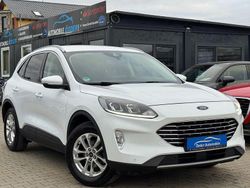 Weiß Gebraucht 2021 Ford Kuga Titanium SUV | 19.999 € (Etwas zu teuer)