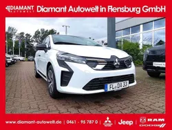 Weiß Gebraucht 2024 Mitsubishi Colt Basis Limousine | 16.990 € (Guter Preis)
