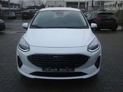 Frostweiß Gebraucht 2024 Ford Fiesta Titanium Kleinwagen | 18.100 € (Superpreis)
