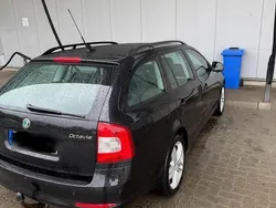 Schwarz Gebraucht 2010 Skoda Octavia Kombi | 4.750 € (Teuer)