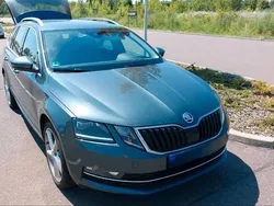 Grau Gebraucht 2019 Skoda Octavia Style Kombi | 19.900 € (Fairer Preis)