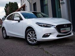 Satinweiss metallic Gebraucht 2017 Mazda 3 Exclusive-Line Kleinwagen | 16.590 € (Fairer Preis)
