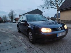 Blau Gebraucht 2000 VW Golf IV Limousine | 2.300 € (Fairer Preis)