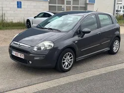 Grau Gebraucht 2011 Fiat Punto Evo Dynamic Kleinwagen | 1.850 € (Fairer Preis)
