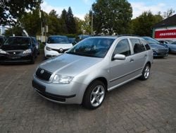 Silber Gebraucht 2004 Skoda Fabia Kleinwagen | 2.490 € (Teuer)