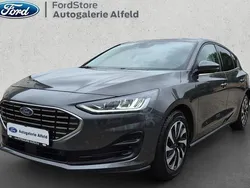 Grau Gebraucht 2022 Ford Focus Titanium Limousine | 12.900 € (Fairer Preis)