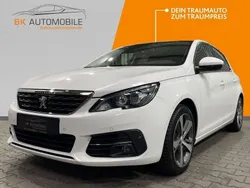 Weiß Gebraucht 2018 Peugeot 308 Allure Limousine | 14.900 € (Etwas zu teuer)