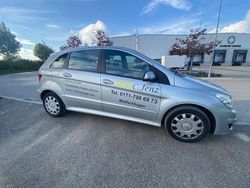 Silber Gebraucht 2009 Mercedes B180 Van / Kleinbus | 2.200 € (Fairer Preis)
