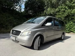 Grau Gebraucht 2010 Mercedes Viano Van / Kleinbus | 12.500 € (Fairer Preis)