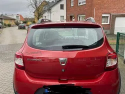 Rot Gebraucht 2016 Dacia Sandero Stepway Kleinwagen | 5.700 € (Fairer Preis)