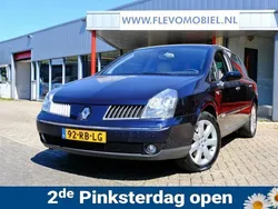 Blau Gebraucht 2005 Renault Vel Satis Kleinwagen | 6.950 €