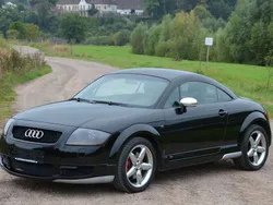 Brillantschwarz Gebraucht 1999 Audi TT Coupé | 18.600 €