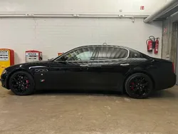 Schwarz Gebraucht 2009 Maserati Quattroporte Limousine | 27.900 € (Guter Preis)