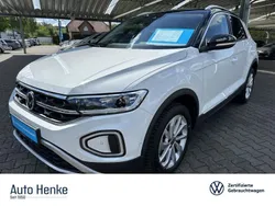 Weiß Gebraucht 2024 VW T-Roc Style SUV | 29.897 € (Fairer Preis)