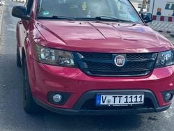 Rot Gebraucht 2015 Fiat Freemont SUV | 7.900 € (Fairer Preis)