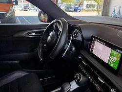 Rot Gebraucht 2022 Alfa Romeo Tonale Edizione Speciale SUV | 36.999 €