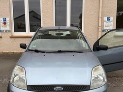 Blau Gebraucht 2005 Ford Fiesta Kleinwagen | 1.200 €