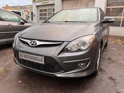 Grau Gebraucht 2011 Hyundai i30 Edition+ Limousine | 5.450 € (Etwas zu teuer)