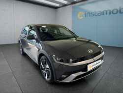 Grau Gebraucht 2024 Hyundai Ioniq Dynamiq Kleinwagen | 43.899 €