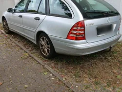 Gebraucht 2006 Mercedes 200 Kombi | 1.500 €