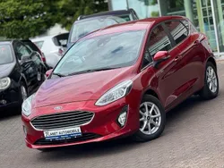 Rot Gebraucht 2018 Ford Fiesta Titanium Kleinwagen | 8.990 € (Fairer Preis)