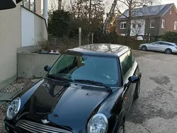 Schwarz Gebraucht 2002 Mini Cooper Kleinwagen | 3.250 €