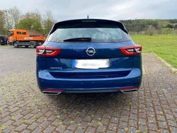 Blau Gebraucht 2021 Opel Insignia Business Elegance Kombi | 15.300 € (Guter Preis)