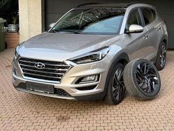 Beige Gebraucht 2019 Hyundai Tucson Premium SUV | 17.980 € (Fairer Preis)