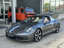Grau Gebraucht 2022 Porsche 911 Targa 4S Cabrio | 174.990 € (Teuer)