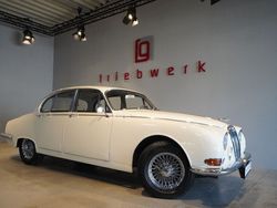 Weiß Gebraucht 1968 Jaguar S-Type S Limousine | 26.941 €