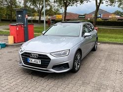 Silber Gebraucht 2021 Audi A4 Advanced Kombi | 21.300 € (Superpreis)