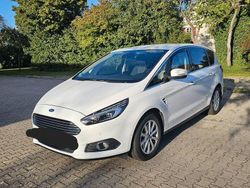 Weiß Gebraucht 2016 Ford S-MAX Titanium Van / Kleinbus | 14.300 € (Guter Preis)