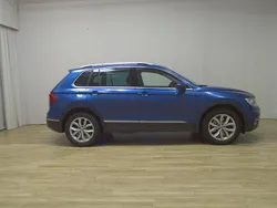 Blau Gebraucht 2019 VW Tiguan Highline SUV | 16.990 € (Guter Preis)