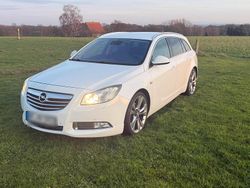 Weiß Gebraucht 2009 Opel Insignia OPC Kombi | 3.000 € (Superpreis)