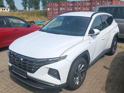 Weiß Gebraucht 2021 Hyundai Tucson Trend SUV | 22.790 € (Fairer Preis)