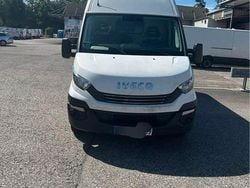 Weiß Gebraucht 2017 Iveco Daily Van / Kleinbus | 8.500 € (Guter Preis)