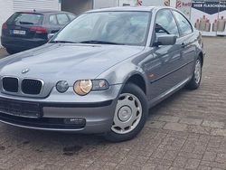 Grau Gebraucht 2004 BMW 316 Coupé | 1.999 € (Etwas zu teuer)