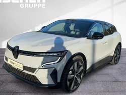 Grau Gebraucht 2024 Renault Mégane Komfort Limousine | 31.900 € (Superpreis)