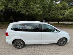 Weiß Gebraucht 2013 VW Sharan Highline Van / Kleinbus | 13.500 € (Fairer Preis)