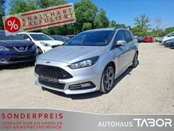 Polarsilber metallic Gebraucht 2016 Ford Focus ST Kombi | 13.385 € (Guter Preis)