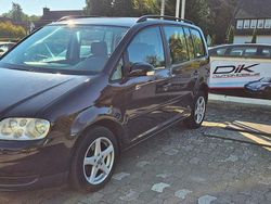 Schwarz Gebraucht 2007 VW Touran Van / Kleinbus | 3.490 € (Fairer Preis)