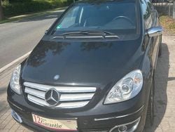 Schwarz Gebraucht 2006 Mercedes B170 Van / Kleinbus | 4.800 € (Fairer Preis)