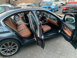 Grau Gebraucht 2012 BMW 320 Luxury Line Limousine | 16.550 € (Etwas zu teuer)