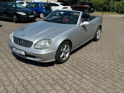 Silber Gebraucht 2002 Mercedes SLK230 Cabrio | 8.450 € (Etwas zu teuer)