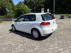 Weiß Gebraucht 2011 VW Golf VI Comfortline Limousine | 4.390 € (Guter Preis)