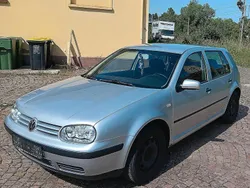 Silber Gebraucht 2002 VW Golf IV Kleinwagen | 799 € (Superpreis)