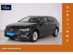 Grau Gebraucht 2023 VW Passat Business Kombi | 25.480 € (Fairer Preis)